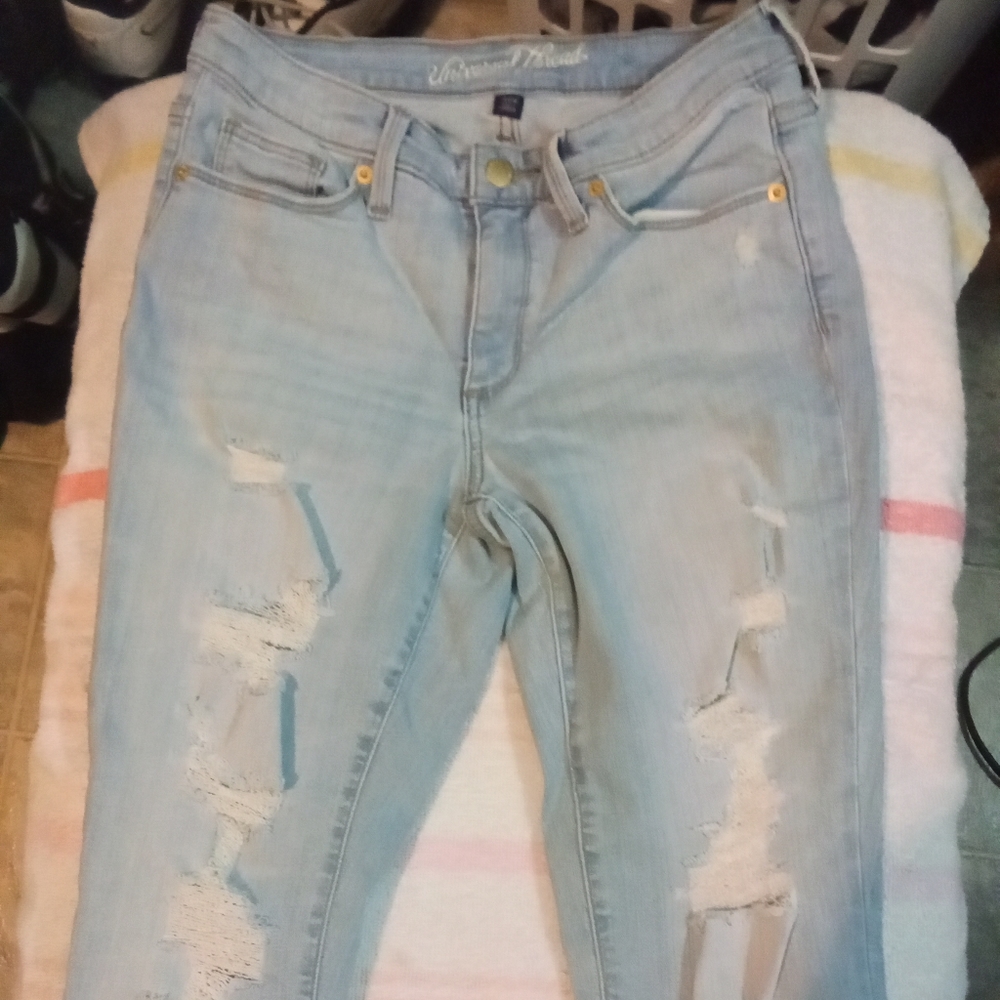 Universal Thread Blue Jeans